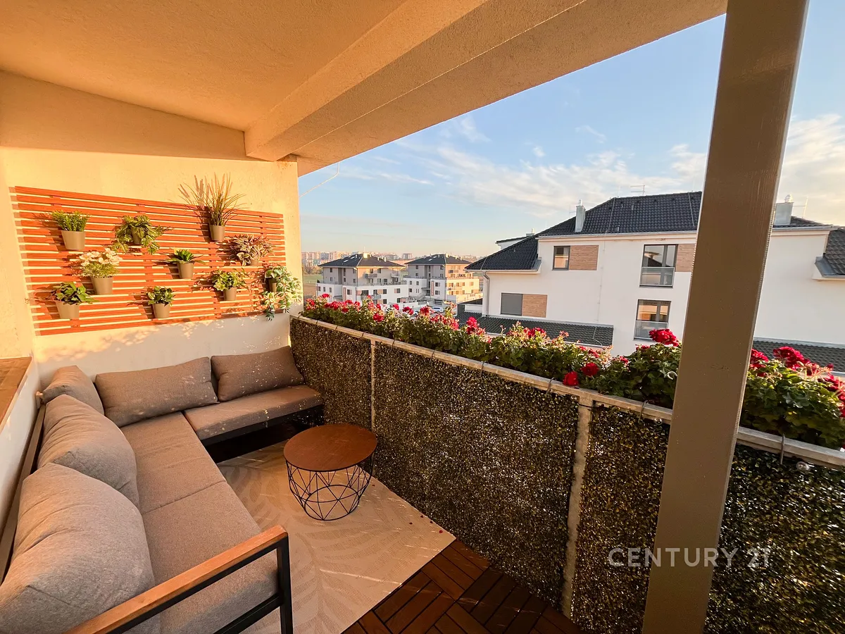Pronájem bytu atypický 76 m²